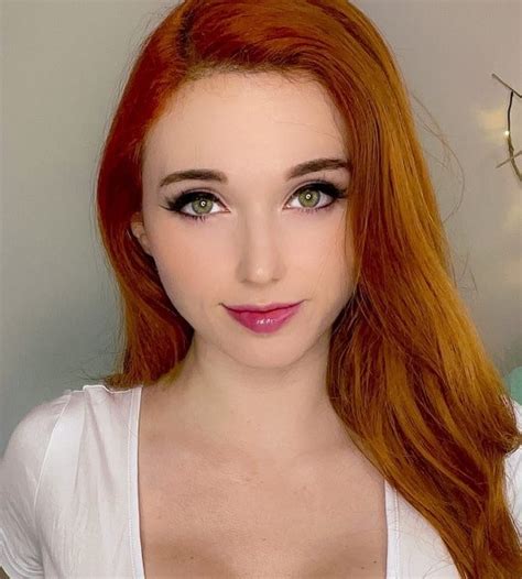 amouranth jerk.ate